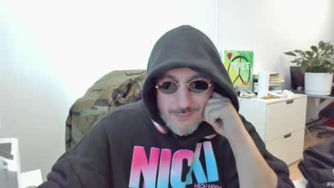 Snapshot of nassobout chatting on February 1, 2025, 4:22 pm nassobout online show from February 1, 2025, 4:22 pm