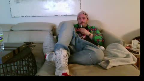 Snapshot of nassobout chatting on February 14, 2025, 9:45 am nassobout online show from February 14, 2025, 9:45 am