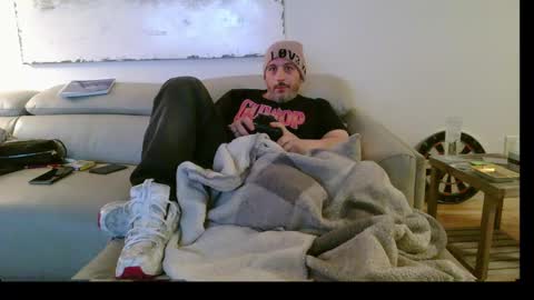 Snapshot of nassobout chatting on February 16, 2025, 10:32 pm nassobout online show from February 16, 2025, 10:32 pm