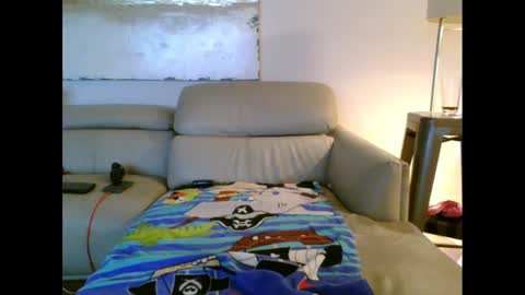 Snapshot of nassobout chatting on October 14, 2025, 11:16 pm nassobout online show from October 14, 2025, 11:16 pm