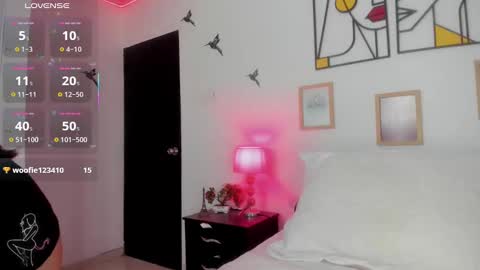 Snapshot of natalia__ponce chatting on September 27, 2025, 1:43 am NATALIA online show from September 27, 2025, 1:43 am