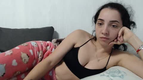 Snapshot of natalie_mia chatting on March 3, 2025, 3:08 am Miia online show from March 3, 2025, 3:08 am