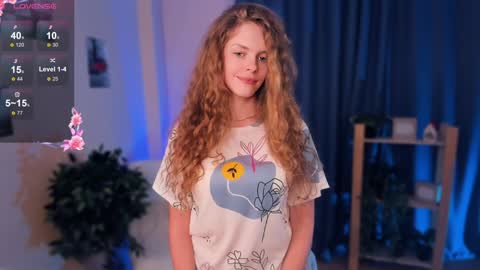 Snapshot of nataly_hello chatting on December 8, 2024, 11:14 am Natalie online show from December 8, 2024, 11:14 am