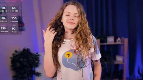 Snapshot of nataly_hello chatting on January 29, 2025, 5:09 am Natalie online show from January 29, 2025, 5:09 am
