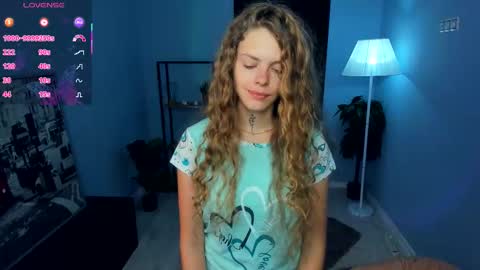 Snapshot of nataly_hello chatting on September 21, 2025, 5:09 am Natalie online show from September 21, 2025, 5:09 am