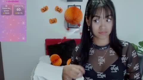 Snapshot of natalyescobar_lx chatting on October 22, 2025, 12:49 pm Nataly Escobar online show from October 22, 2025, 12:49 pm