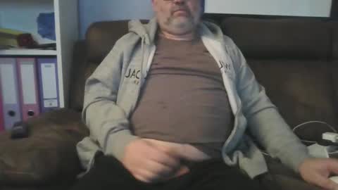 Snapshot of naturistmale45 chatting on February 3, 2025, 8:57 am naturistmale45 online show from February 3, 2025, 8:57 am
