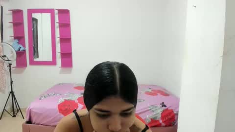 Snapshot of naty_lan chatting on October 17, 2025, 2:08 pm naty_lan online show from October 17, 2025, 2:08 pm