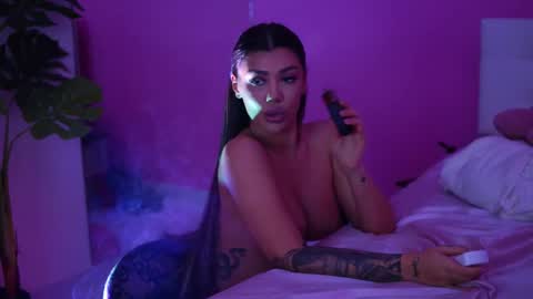 Snapshot of natydesiree chatting on March 8, 2025, 11:27 am Naty online show from March 8, 2025, 11:27 am