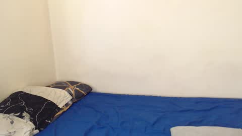 Snapshot of naudiz chatting on October 13, 2025, 4:51 pm Eimy online show from October 13, 2025, 4:51 pm