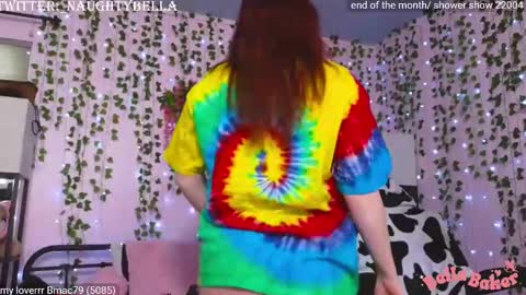 Snapshot of naughty_bella99 chatting on February 24, 2025, 7:19 pm bella online show from February 24, 2025, 7:19 pm