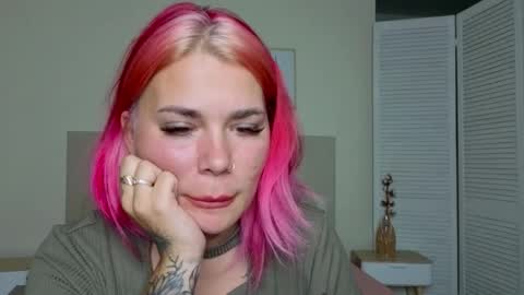 Snapshot of naughty_kittyy1 chatting on September 30, 2025, 2:22 pm Maria  online show from September 30, 2025, 2:22 pm