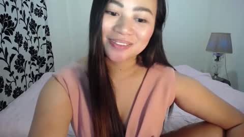 Snapshot of naughtyandsweetx chatting on January 14, 2025, 1:06 pm May online show from January 14, 2025, 1:06 pm