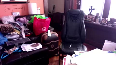 Snapshot of naughtybone chatting on October 8, 2025, 6:05 pm naughtybone online show from October 8, 2025, 6:05 pm