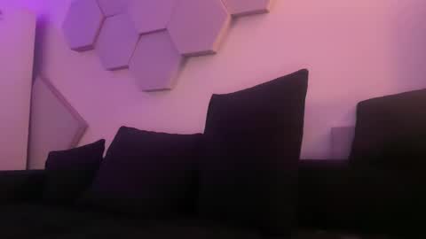 nemcahot online show from January 3, 2025, 10:51 pm