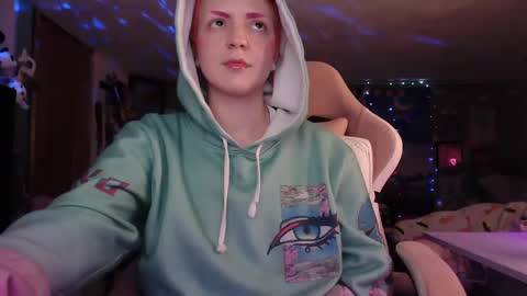 Snapshot of nerdy_squirty chatting on March 7, 2025, 5:18 am NerdySquirty online show from March 7, 2025, 5:18 am