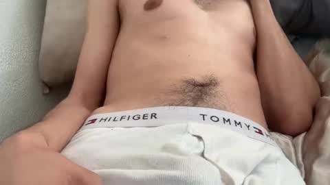 Snapshot of netflixchillin20 chatting on October 20, 2025, 10:21 pm alpha online show from October 20, 2025, 10:21 pm