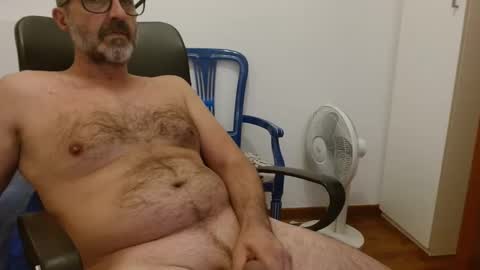 Snapshot of new_simi_74 chatting on September 15, 2025, 6:41 pm simi online show from September 15, 2025, 6:41 pm