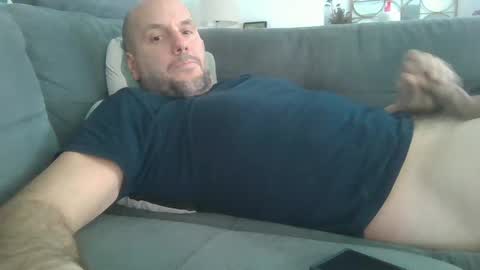 Snapshot of newicartman chatting on January 10, 2025, 12:58 pm newicartman online show from January 10, 2025, 12:58 pm