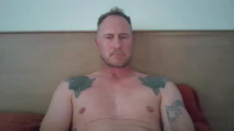 Snapshot of newportman1030 chatting on January 11, 2025, 11:13 pm amandandhisgirl online show from January 11, 2025, 11:13 pm