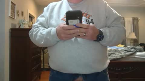 Snapshot of newtothis1015 chatting on November 2, 2025, 11:51 pm Daring online show from November 2, 2025, 11:51 pm