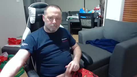 Snapshot of newvvorld chatting on February 7, 2025, 11:13 pm NewWorld online show from February 7, 2025, 11:13 pm