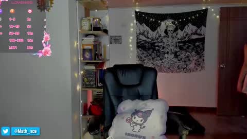 Snapshot of nia_blaze chatting on November 4, 2025, 8:41 pm Nia online show from November 4, 2025, 8:41 pm