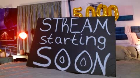 Snapshot of niceandsavvy chatting on October 5, 2025, 4:44 am NICE AND SAVVY online show from October 5, 2025, 4:44 am