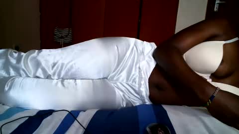 Snapshot of niceass_95 chatting on February 13, 2025, 10:12 am gabby online show from February 13, 2025, 10:12 am