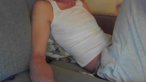 Snapshot of niceguyandrew chatting on March 9, 2025, 10:52 pm Andrew online show from March 9, 2025, 10:52 pm