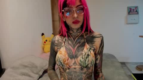 Snapshot of nicki_1 chatting on March 12, 2025, 2:52 am   Help me reach 100 thumbs up online show from March 12, 2025, 2:52 am
