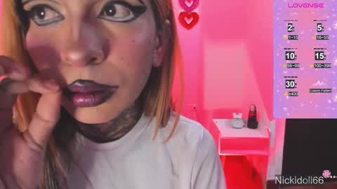 Snapshot of nicki_1 chatting on September 16, 2025, 7:42 am   Help me reach 100 thumbs up online show from September 16, 2025, 7:42 am