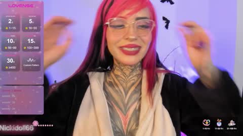 Snapshot of nicki_1 chatting on October 7, 2025, 6:32 am   Help me reach 100 thumbs up online show from October 7, 2025, 6:32 am