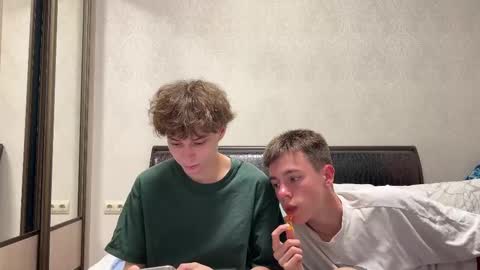 Snapshot of nickoxide chatting on September 15, 2025, 4:51 pm nickoxide online show from September 15, 2025, 4:51 pm