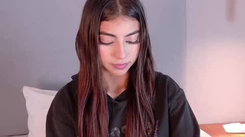 Snapshot of nicky_belmonth chatting on February 10, 2025, 5:52 pm nicky_belmonth online show from February 10, 2025, 5:52 pm