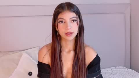 Snapshot of nicky_belmonth chatting on February 25, 2025, 12:03 pm nicky_belmonth online show from February 25, 2025, 12:03 pm