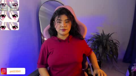 Snapshot of nicky_peyton chatting on December 7, 2024, 1:07 pm Nicky online show from December 7, 2024, 1:07 pm
