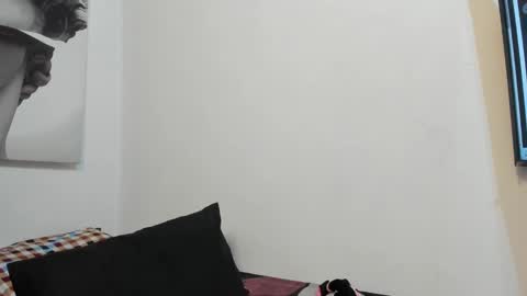 Snapshot of nicolasmuscle chatting on December 12, 2024, 6:47 am Andres online show from December 12, 2024, 6:47 am