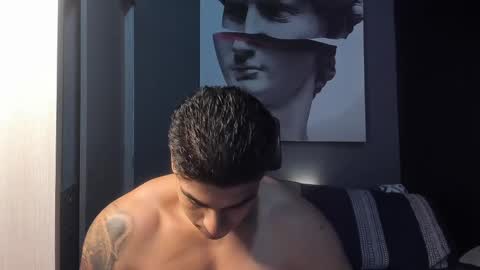 Snapshot of nicolasmuscle chatting on October 1, 2025, 2:28 am Andres online show from October 1, 2025, 2:28 am
