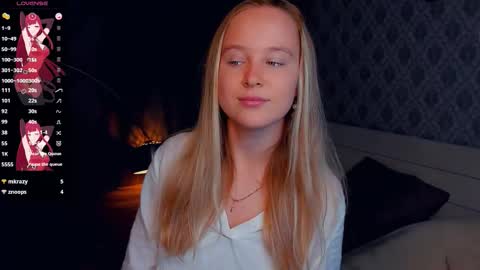 Snapshot of nicolavanderbie chatting on September 10, 2025, 6:19 pm Nicoletta online show from September 10, 2025, 6:19 pm