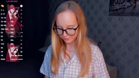 Snapshot of nicolavanderbie chatting on October 11, 2025, 6:39 pm Nicoletta online show from October 11, 2025, 6:39 pm