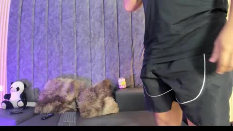 nicole_and_thiago online show from October 2, 2025, 10:39 pm
