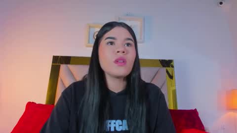 Snapshot of nicole_grace0 chatting on October 6, 2025, 12:02 pm nicole_grace0 online show from October 6, 2025, 12:02 pm