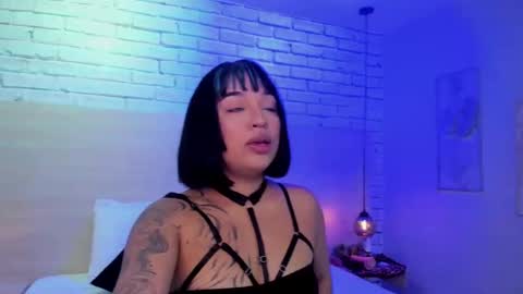 Snapshot of nikkydean chatting on September 12, 2025, 3:17 am Nikky Dean online show from September 12, 2025, 3:17 am