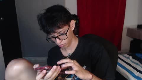 Snapshot of niklaus_wolf chatting on October 1, 2025, 2:17 am niklaus_wolf online show from October 1, 2025, 2:17 am