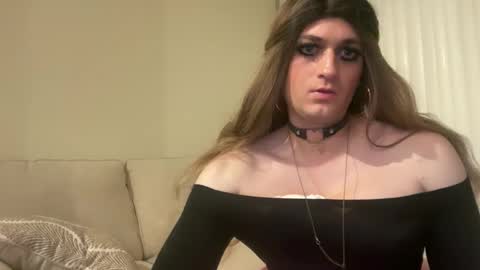 Snapshot of niko_12356 chatting on November 11, 2025, 9:42 am Nichole online show from November 11, 2025, 9:42 am