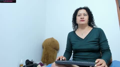 Snapshot of nikol32__ chatting on December 24, 2024, 11:49 am dayan online show from December 24, 2024, 11:49 am