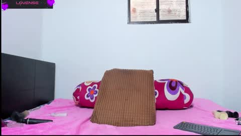 Snapshot of nikol32__ chatting on March 3, 2025, 5:29 pm dayan online show from March 3, 2025, 5:29 pm
