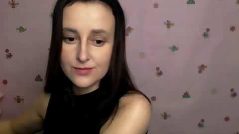 Snapshot of nikolleta_m chatting on October 27, 2025, 12:42 pm Nikolleta online show from October 27, 2025, 12:42 pm