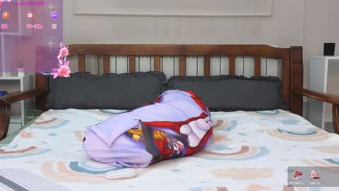 Snapshot of nikompell chatting on January 4, 2025, 5:27 am niko online show from January 4, 2025, 5:27 am